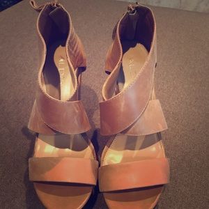 Women’s Wedge sandals